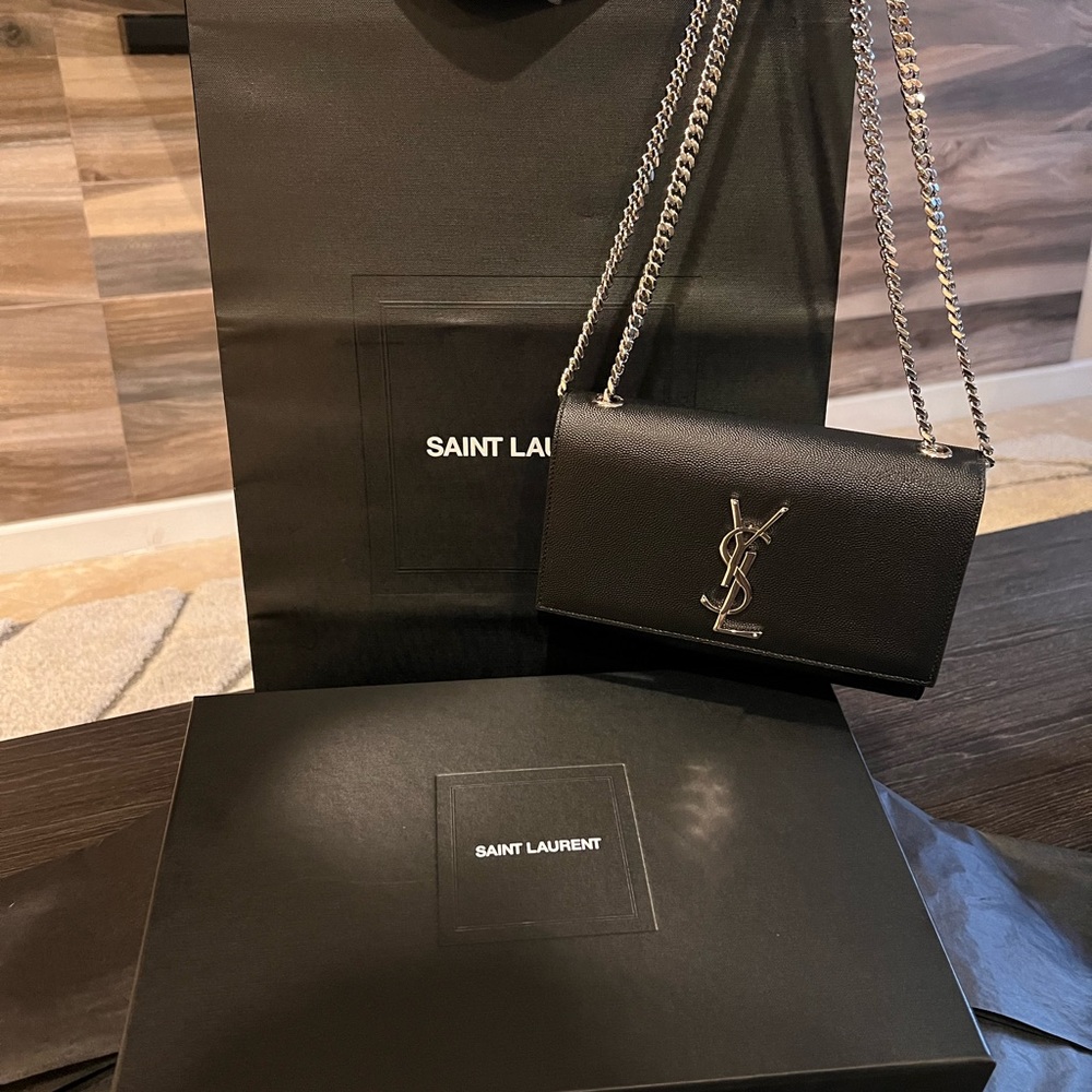 YSL KATE SMALL CHAIN BAG IN GRAIN DE POUDRE EMBOSSED LEATHER
